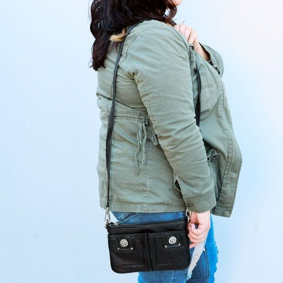 Marc by Marc Jacobs Buffalo Leather Percy Crossbody Bag Black - Picture 3 of 13